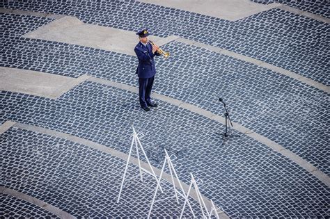 Nationale Herdenking Op De Dam Kluorkest