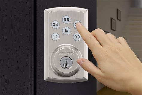 Guide to Purchasing a Keyless Door Lock