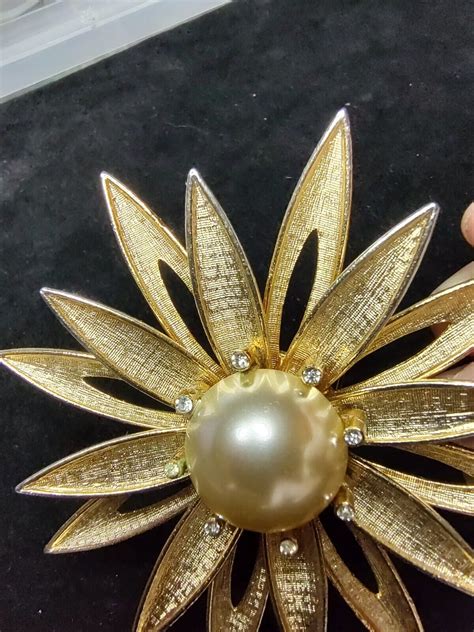 Large Vintage 1960s Atomic Starburst Modernist Gold Gem