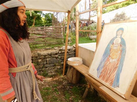 Montsaugeon Une Visite Et Des Spectacles Sur Le Monde M Di Val