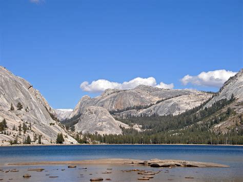 Tenaya Lake: Tuolumne Meadows, Yosemite National Park, California