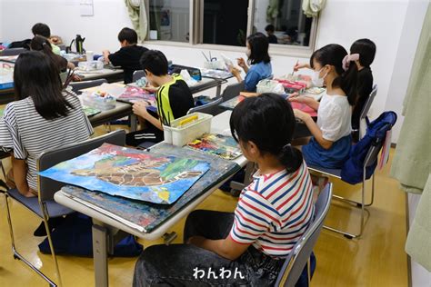 今日は子ども絵画教室 空港の作品から① 福岡発！僕の目、鳥の目、レンズの目・・・