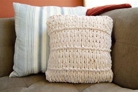 Loop Yarn Knit Pillow: Easy Finger Knitting Project - Petals to Picots