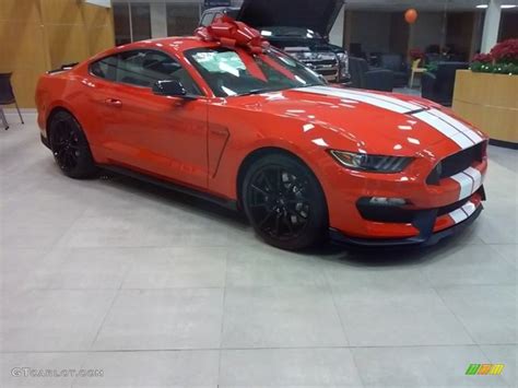 2016 Race Red Ford Mustang Shelby GT350 110163767 Photo 7 GTCarLot