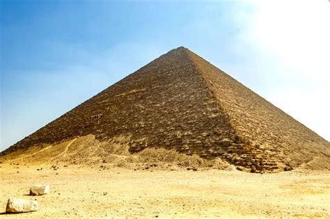 Ngoài Giza, còn có rất nhiều Kim tự tháp Ai Cập đặc biệt