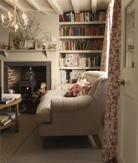 12 Small English Cottage Living Room Inspirations - DHOMISH