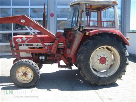 Case IH 744 Tractor - technikboerse.com