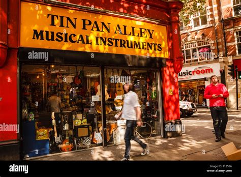 Tin Pan Alley Musical Instruments shop, Denmark Street (aka Tin Pan ...