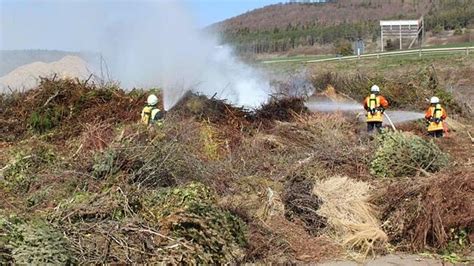 Geisingen Grünschnitt Auf Geisinger Wertstoffhof In Flammen SÜdkurier