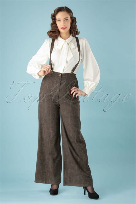 Ce Pantalon à Carreaux Glinda Librarian Des Années 40 En Brun Est