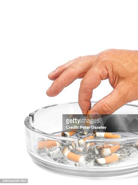 Ash Tray White Background Photos Et Images De Collection Getty Images