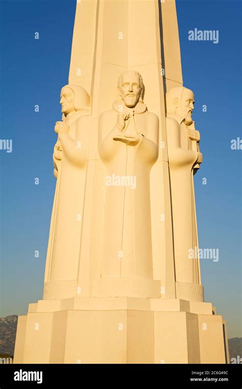 Astronomers Monument Griffith Observatory Hollywood California Usa