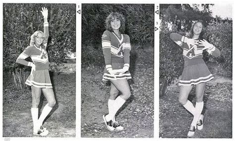 Actual 1970s Cheerleaders Imgur Cheerleading Pictures