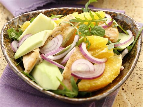 H Hnchen Orangen Salat Mit Avocado Und Rucola Rezept Eat Smarter