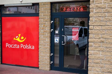 Poczta Polska cennik Od kwietnia nowe stawki Ile kosztuje wysłanie