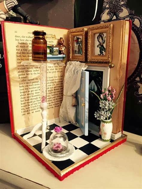 Pin By Savannah Ashworth On Yellow House Alice In Wonderland Diy