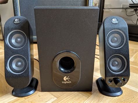 Logitech X 230 Multimedia Speaker System 32 Watt Total 21 In