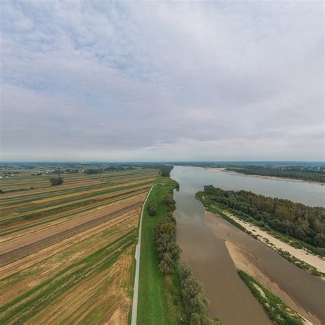 Panoramy Ziemia Kozienicka Z Lotu Ptaka Wis A Punkt Widokowy