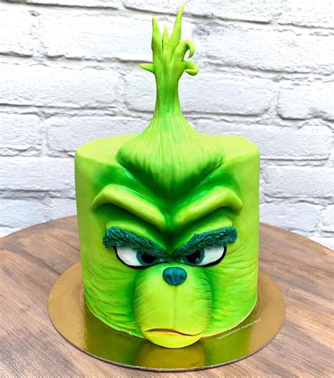 Grinch Cake Made By Themataartenbond Angelique Bond Grinch Cake