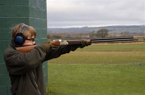 The Ultimate Beginners Guide To Trap And Clay Pigeon Shooting Hobbykraze