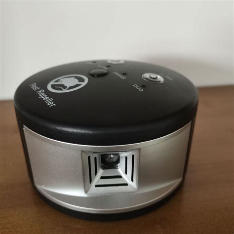 新款度室内超声波驱鼠器 驱虫器 驱松鼠ultrasonic Pest Repeller 阿里巴巴