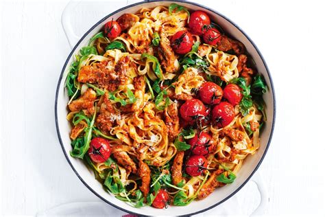 Tutustu Imagen Tomato Pesto Pasta Chicken Abzlocal Fi