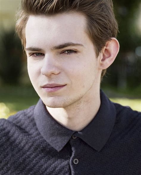 Robbie Kay Once Upon A Time Peter Panrobbie Kay Photo 39734145