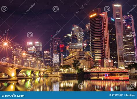 Night View Over Singapore River Facing Finance Business District ...