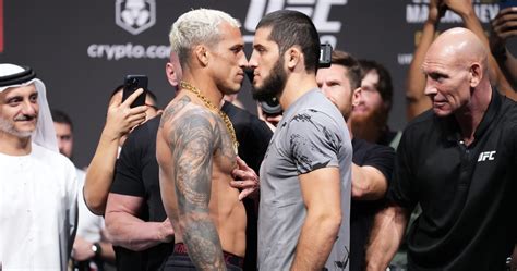 Ufc 280 Fight Card Ppv Schedule Odds And Predictions For Oliveira Vs