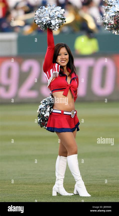 Chivas Girls Chivas Usa Cheerleaders Carson Los Angeles California 21