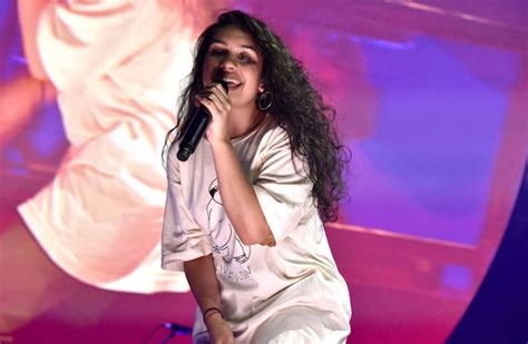 Alessia Cara Releases New Single “Ready” Off Upcoming EP ‘This Summer’ | Complex