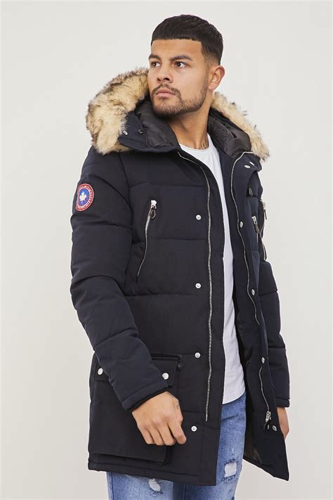 Parka Bleu Marine Paragoose Poches Et Capuche Fourrure Brentiny Paris