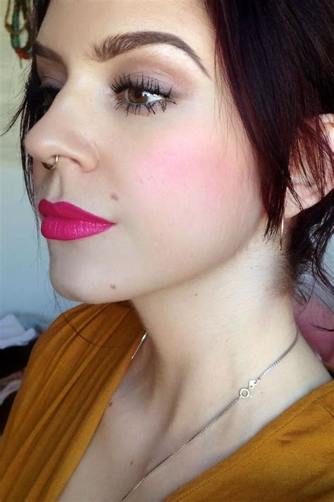 The Perfect Bright Pink Lipstick… Make Up Madeau Bright Pink