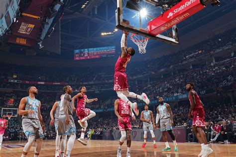 NBA ALL STAR MECZ GWIAZD WSCHÓD Z ZACHODEM Team LeBron pokonał