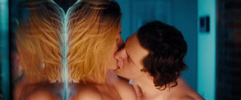 Nude video celebs Adèle Exarchopoulos nude Beating Hearts 2024