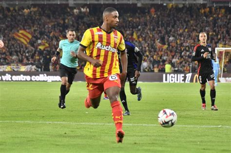 Titulaire En D But De Saison Wesley Sa D Doit Il Finalement Rester Un