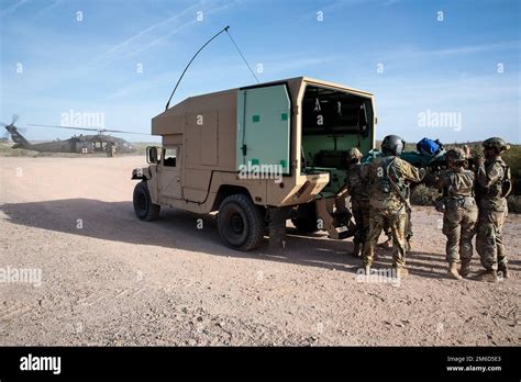 Arizona Army National Guard Soldiers From 2 285th Assault Helicopter