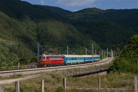 BDZ44204 Томпсън À travers les gorges de l iskar le train Flickr