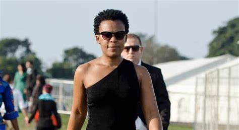 Zodwa Wabantu Naked Unkept Hair Huge Fever Hits Zimbabwe Report