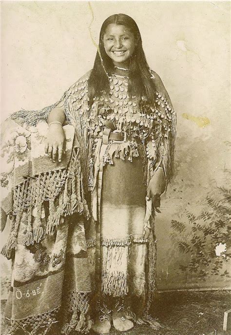 25 Stunning 19th Century Portraits Of Native America Women Wow