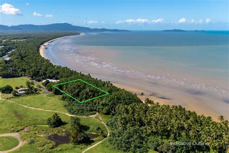 Absolute Beachfront Land And Lots Of It Property Shop Port Douglas And Mossman