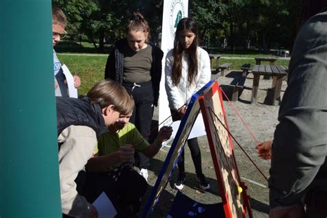 Piknik ekologiczny w parku miejskim w Dębnie 23 09 2022 r Urząd