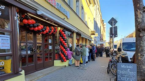 Döner für 1 Cent in Bamberg Video zeigt großen Ansturm am Eröffnungstag