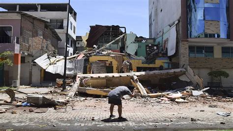 14 muertos en Ecuador y uno en Perú tras el fuerte sismo de 6 8