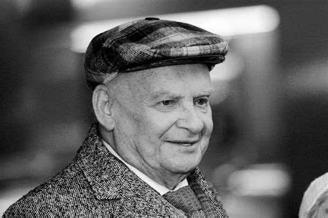 Умер Николай Добронравов - 24СМИ