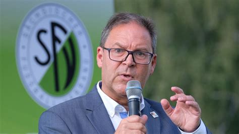 Hermann Winkler Keine Konsequenzen F R Dfb Vize Nach Post Ber