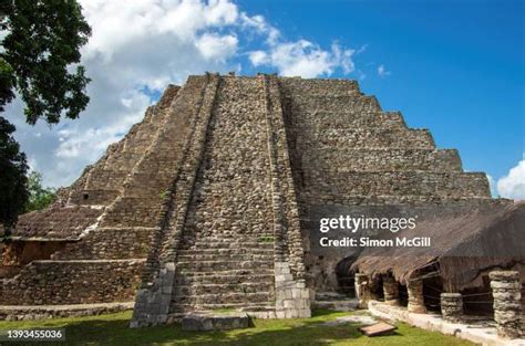22 Templo De Kukulkán Stock Photos, High-Res Pictures, and Images ...