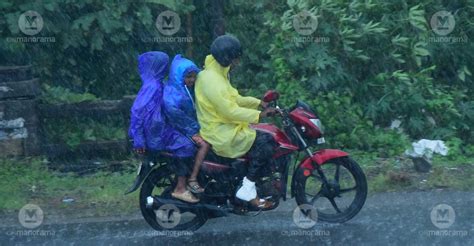 Heavy Rain To Continue In Kerala Yellow Alert In Districts Onmanorama