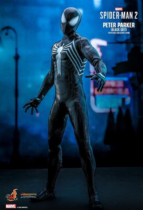 Hot Toys Peter Parker Black Suit