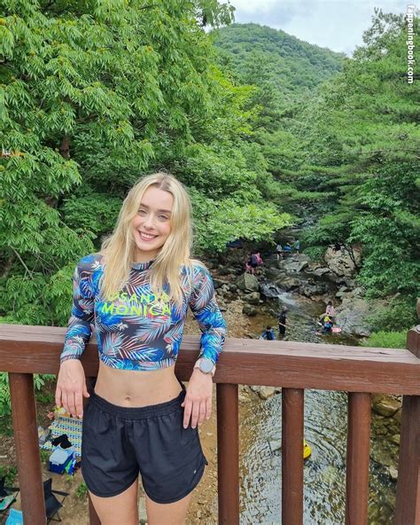 Ricebunnies Nude OnlyFans Leaks Fappening FappeningBook